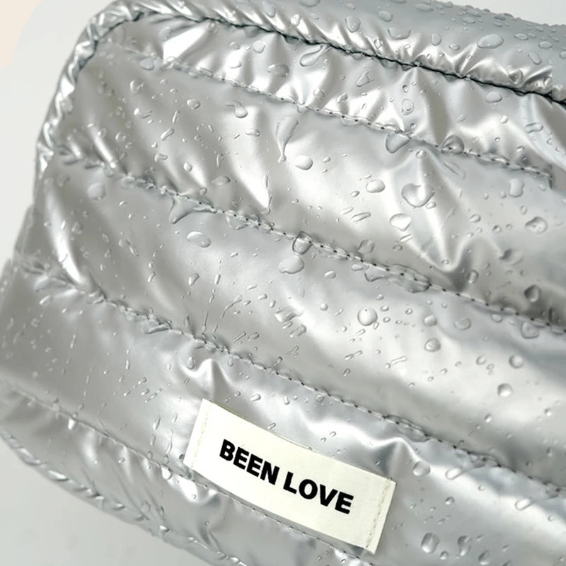 Trousse de beauté élégante & matelassée – L’indispensable du rituel Sylza